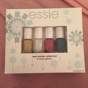 New in box essie winter 2019 set